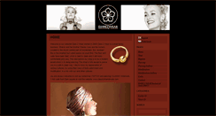 Desktop Screenshot of dare2wear.nl